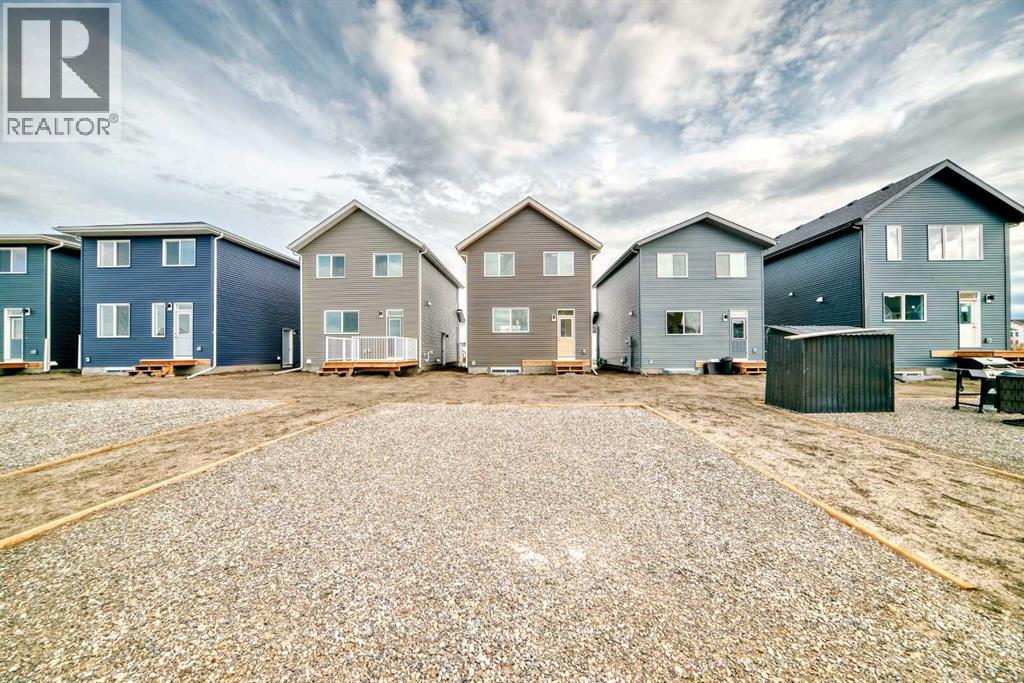 Photo 33 of 72 Wedderburn Drive, Okotoks AB