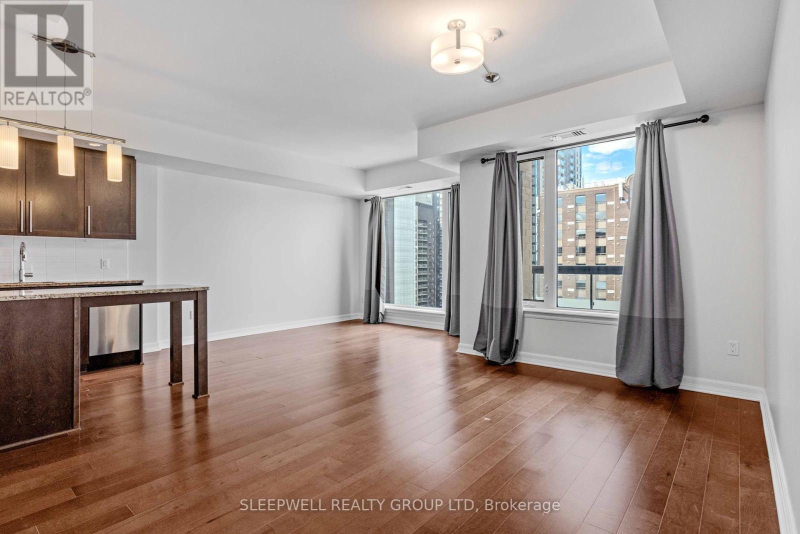 Photo 12 of 1212 238 Besserer Street, Ottawa ON