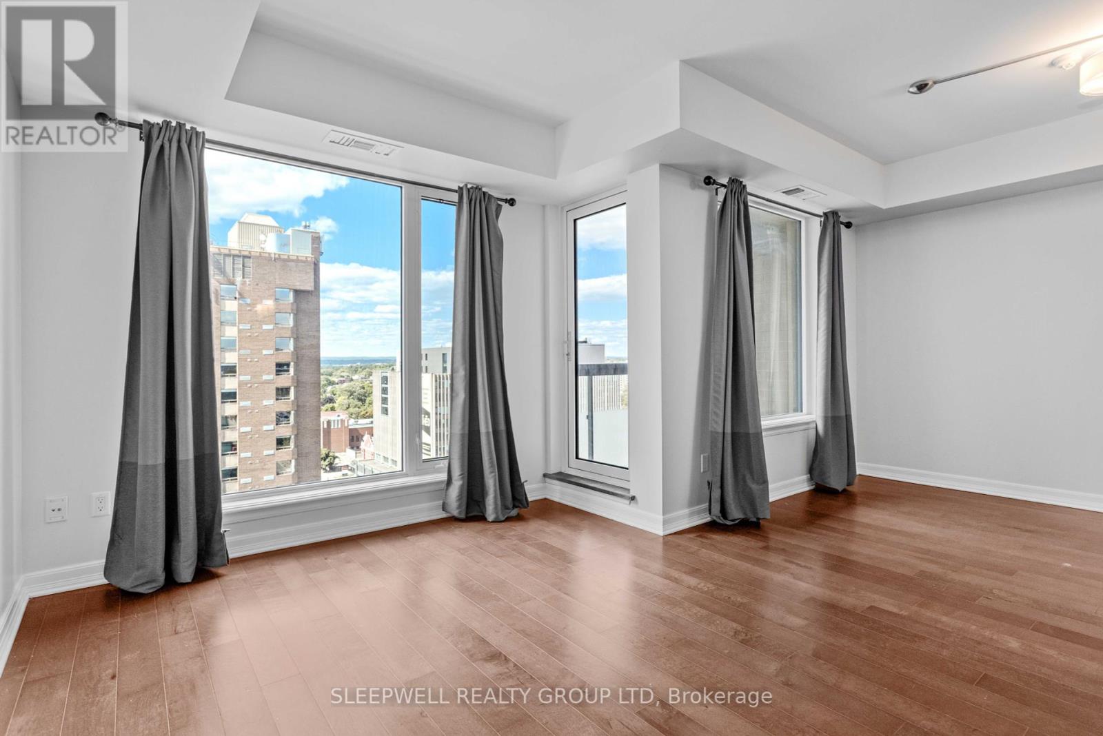Photo 14 of 1212 238 Besserer Street, Ottawa ON