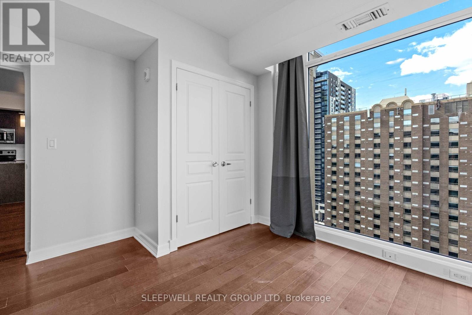 Photo 18 of 1212 238 Besserer Street, Ottawa ON
