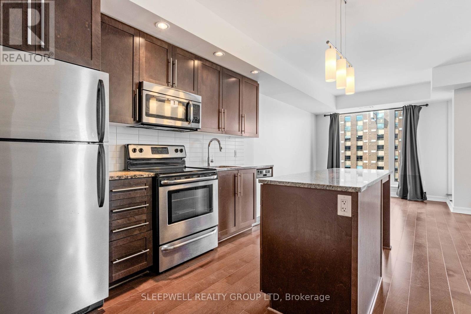 Photo 7 of 1212 238 Besserer Street, Ottawa ON