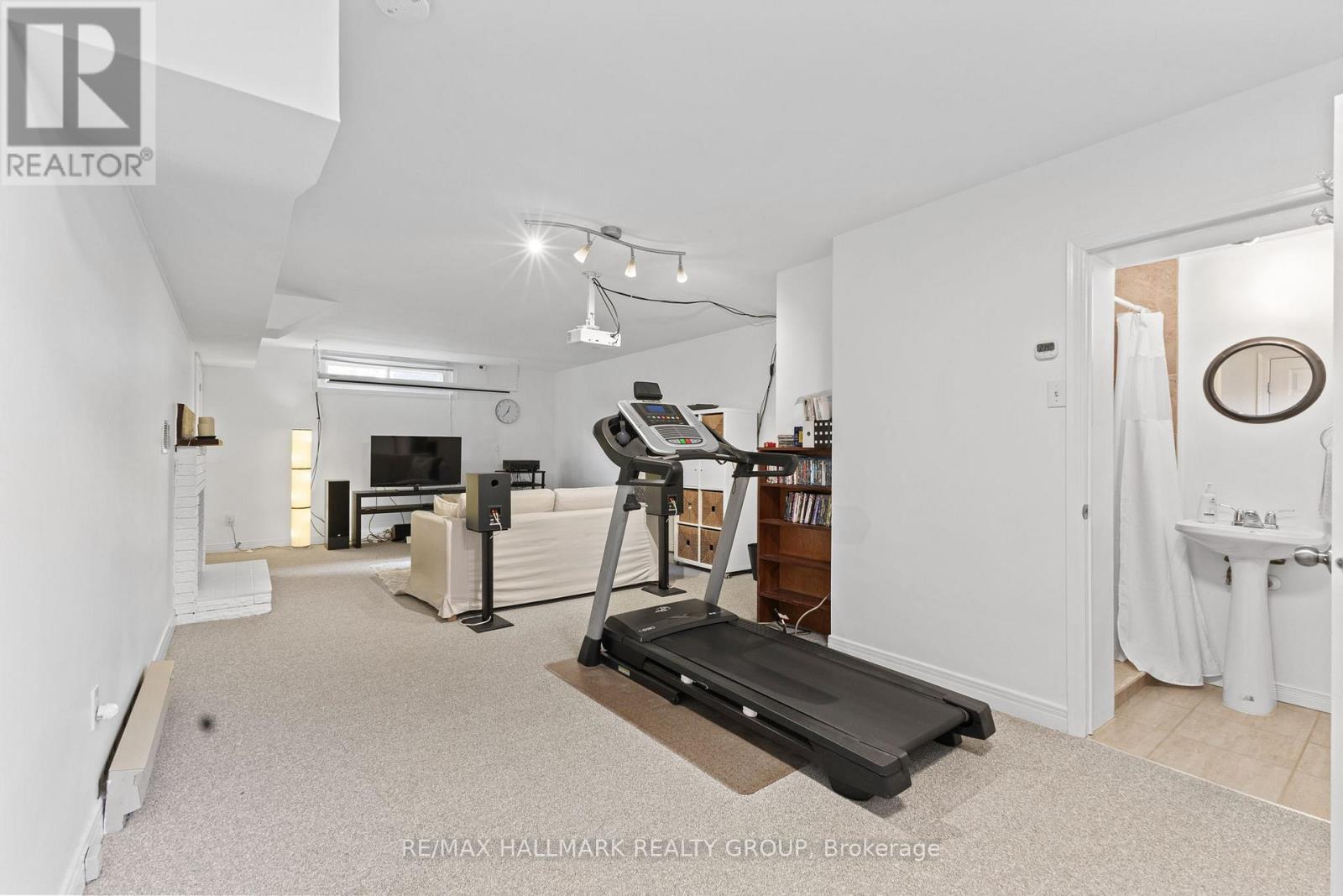 Photo 17 of 1217 1215 Willowdale Avenue, Ottawa ON