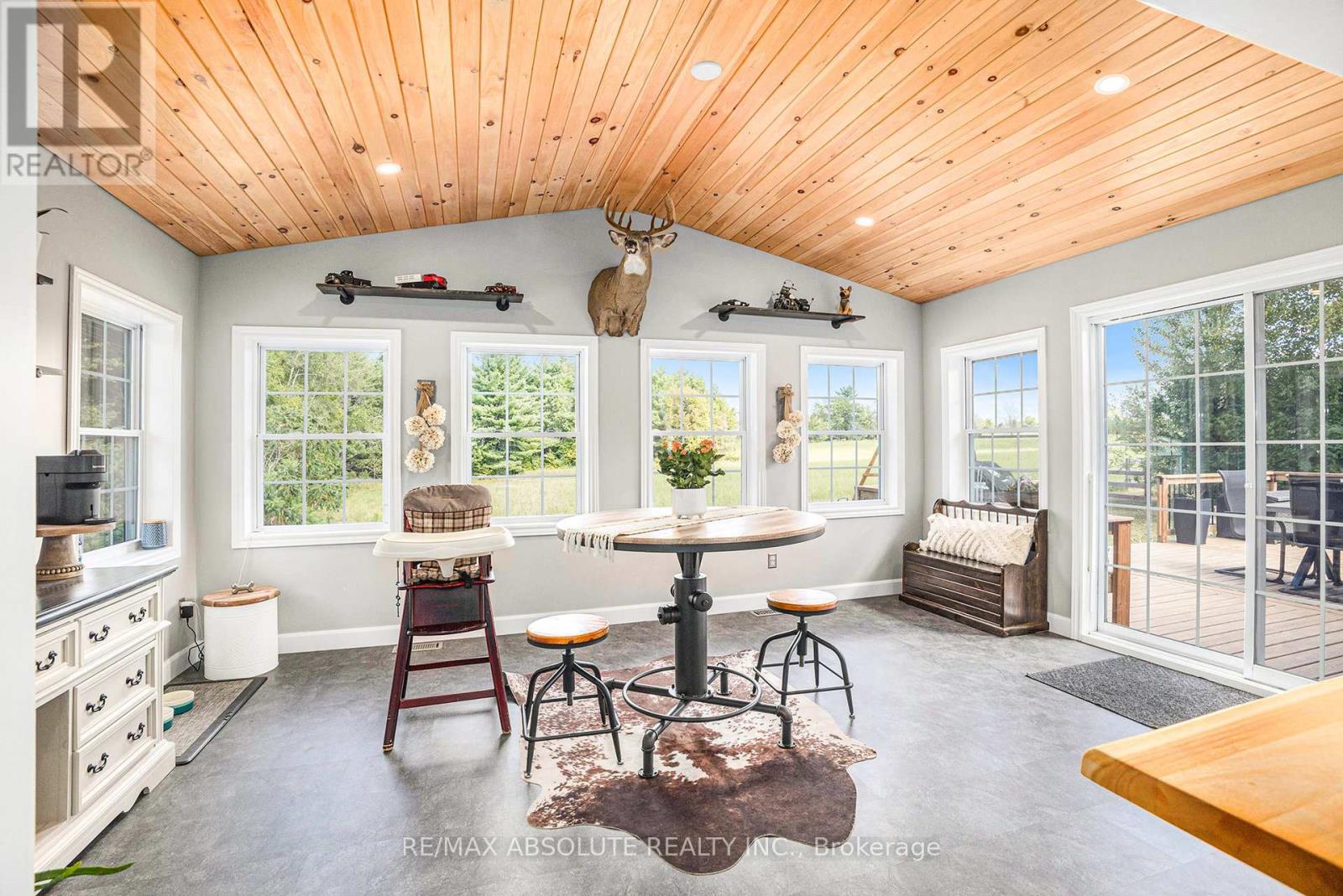Photo 10 of 1494 Mclachlan Road, Mcnab Braeside ON
