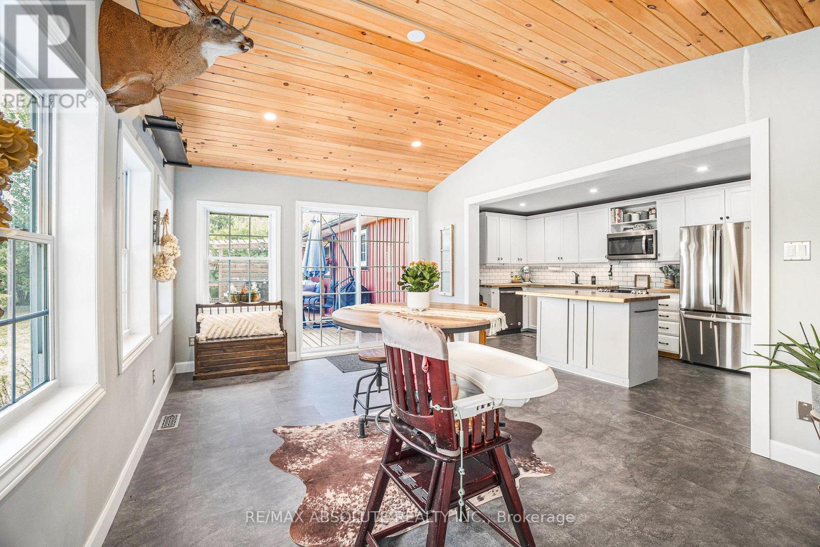 Photo 11 of 1494 Mclachlan Road, Mcnab Braeside ON