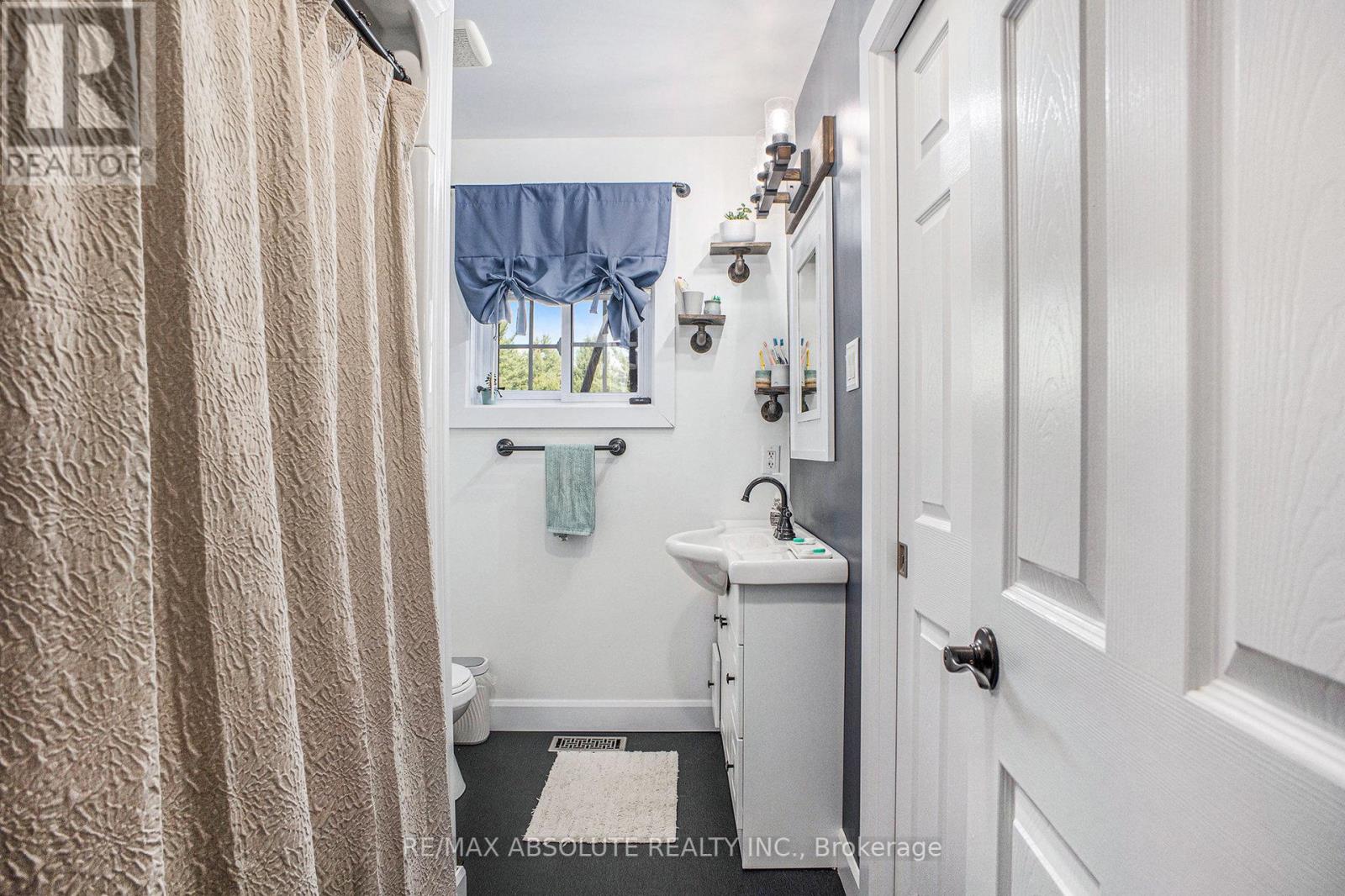 Photo 14 of 1494 Mclachlan Road, Mcnab Braeside ON