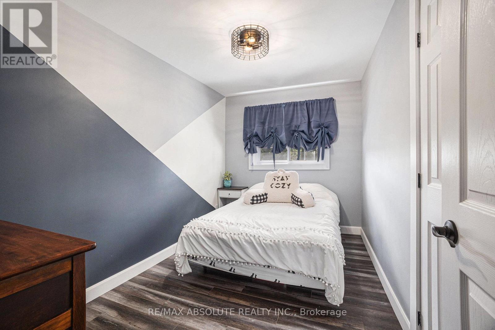 Photo 15 of 1494 Mclachlan Road, Mcnab Braeside ON