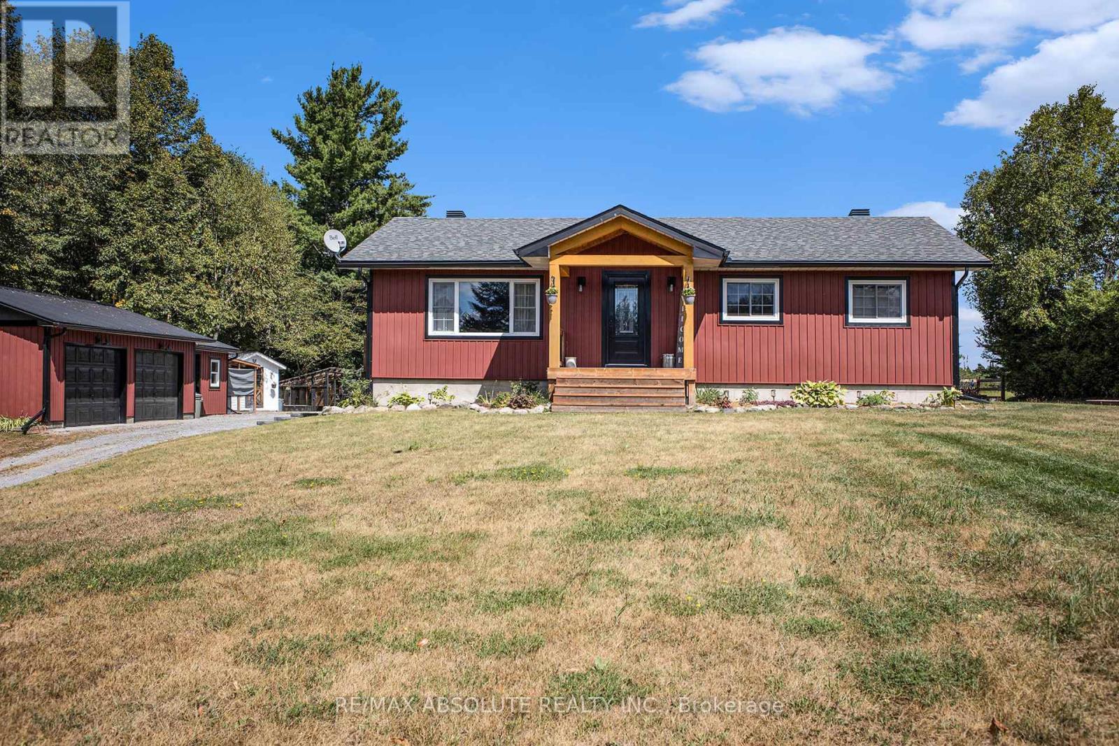 Photo 2 of 1494 Mclachlan Road, Mcnab Braeside ON