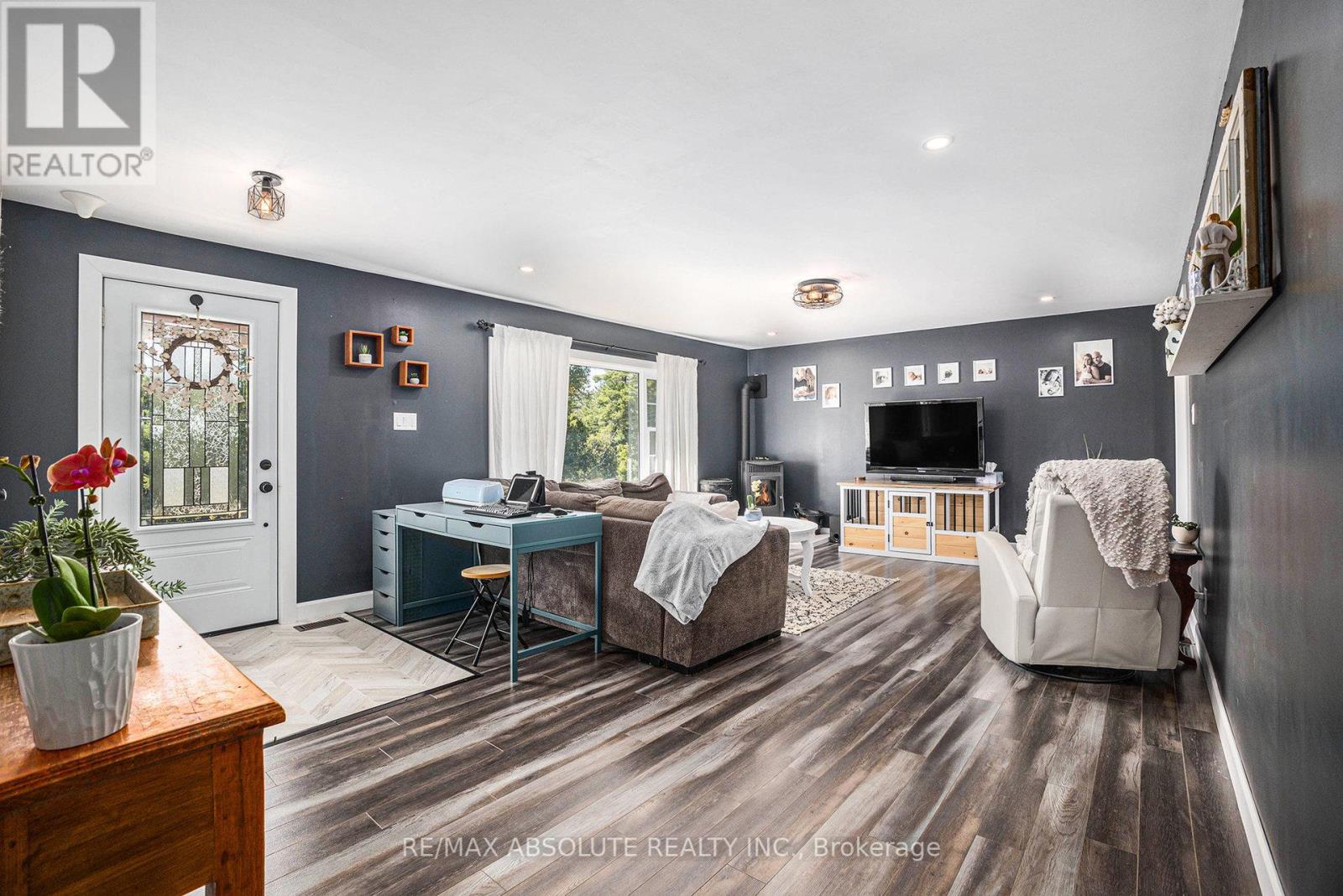 Photo 6 of 1494 Mclachlan Road, Mcnab Braeside ON