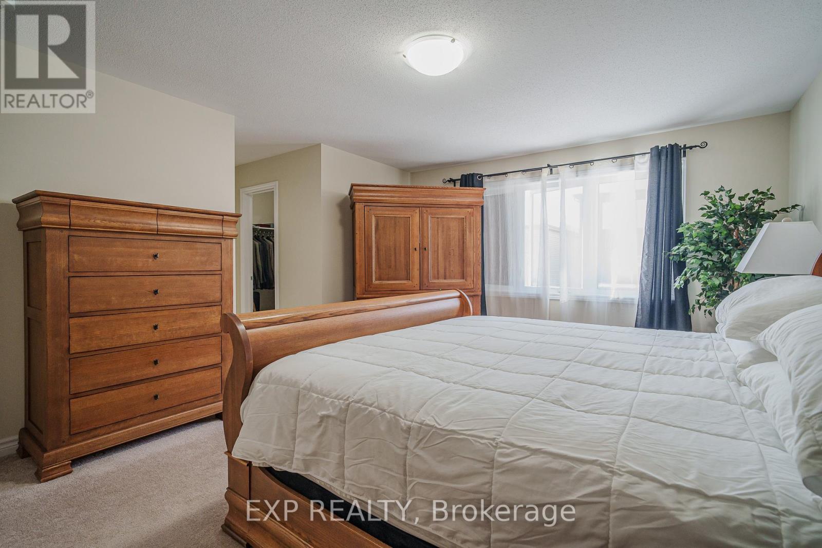 Photo 27 of 628 Eagle Crest Heights, Ottawa ON