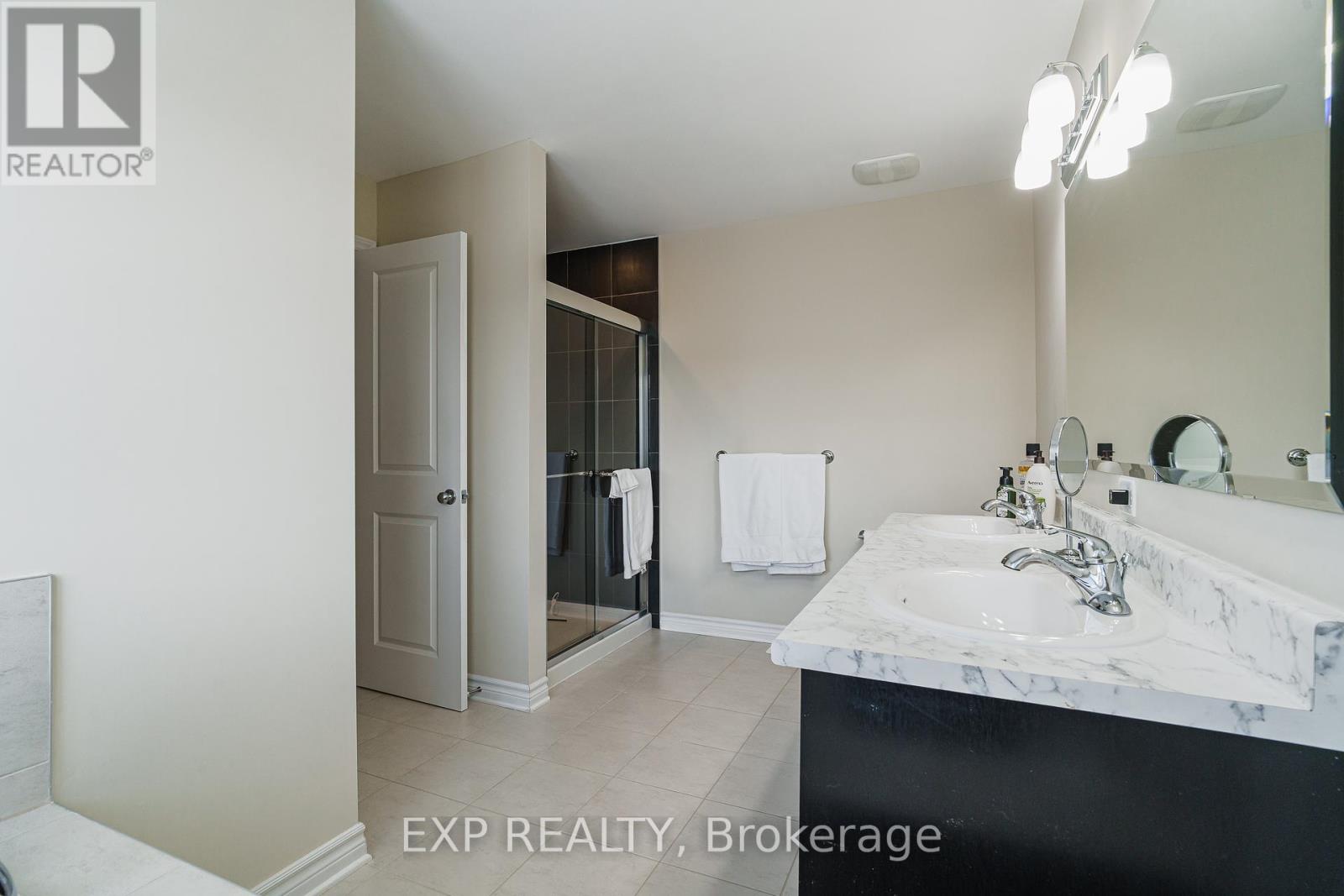 Photo 31 of 628 Eagle Crest Heights, Ottawa ON
