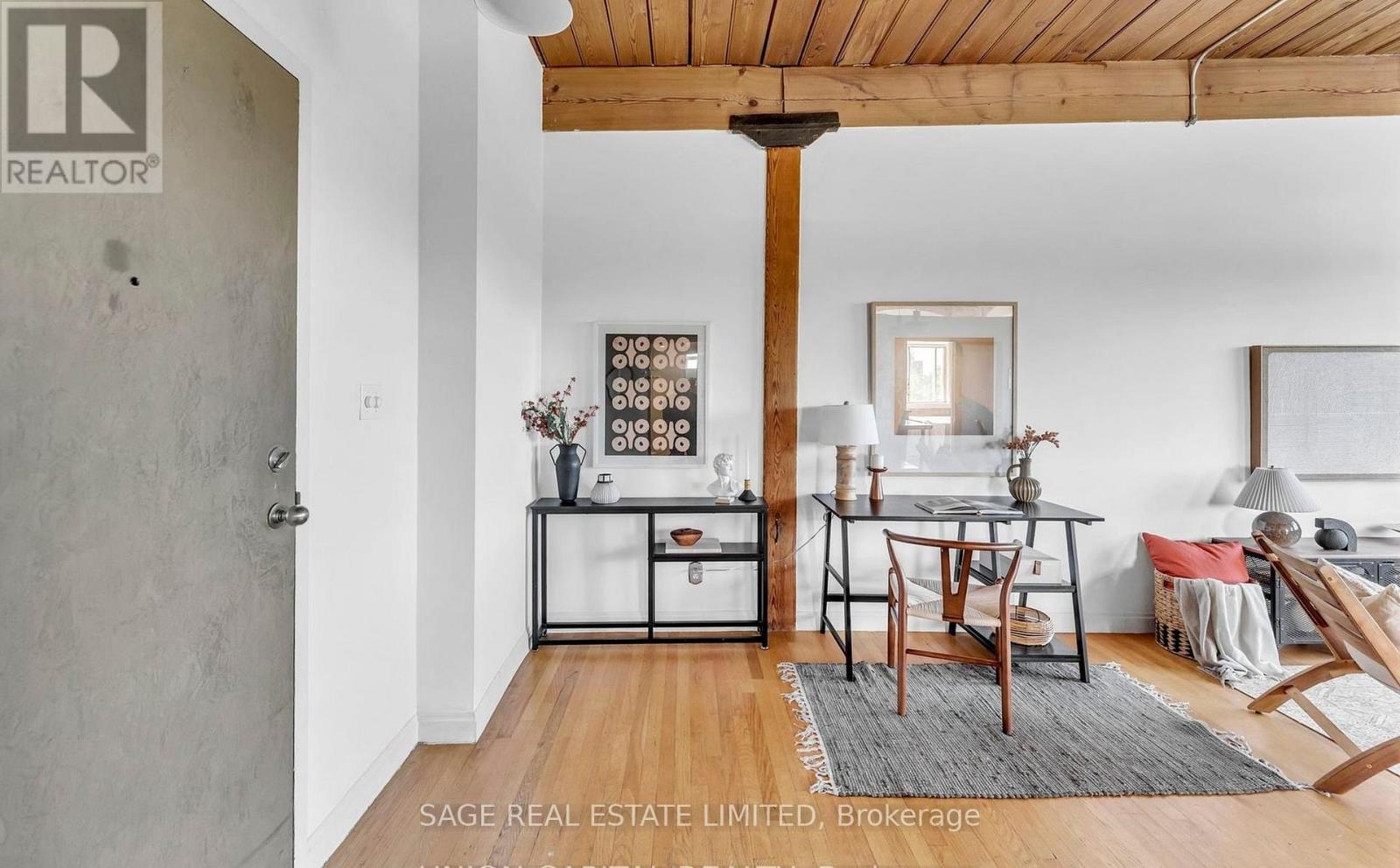 Photo 8 of 501 24 Noble Street, Toronto ON