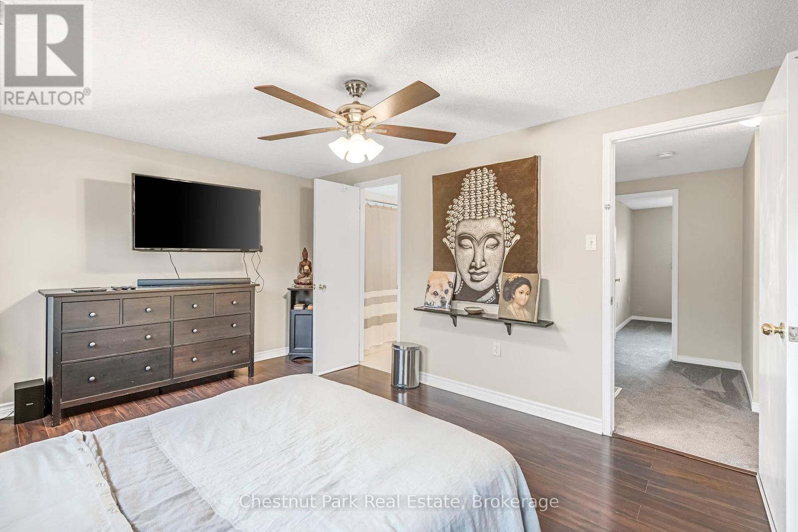 Photo 22 of 204 Hickling Trail, Barrie ON
