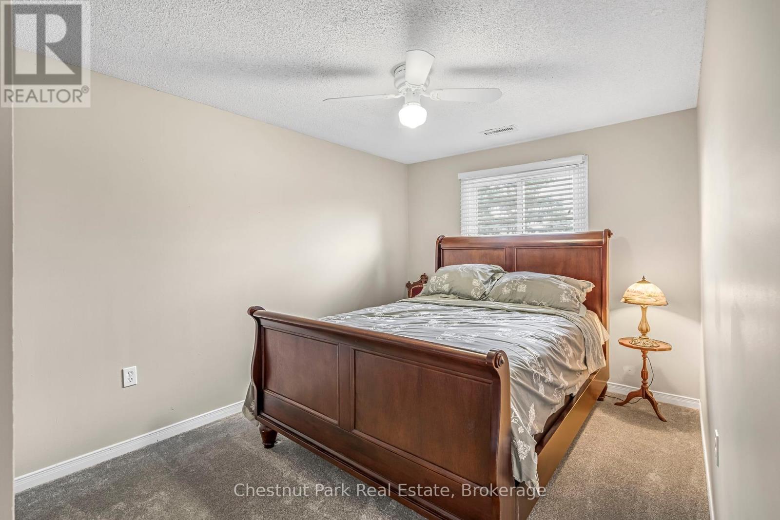 Photo 26 of 204 Hickling Trail, Barrie ON