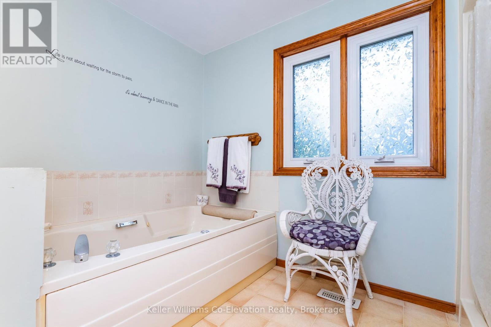 Photo 12 of 924 6 County Road S, Tiny ON