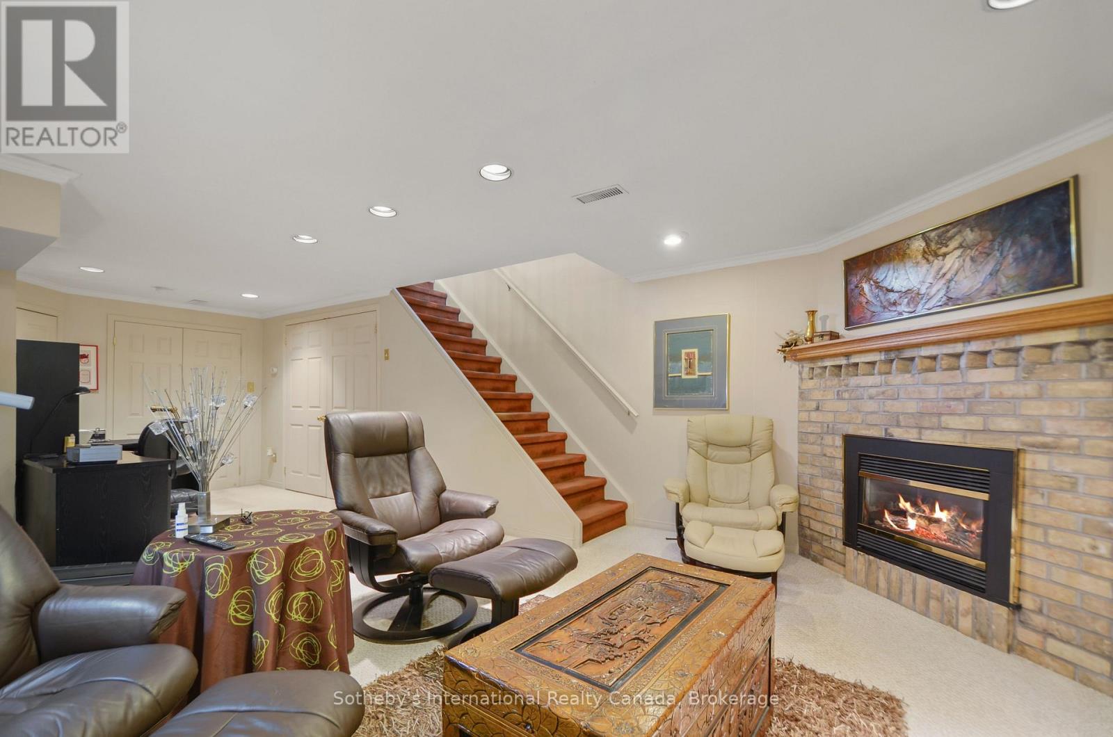 Photo 15 of 5 1 Olive Crescent, Orillia ON