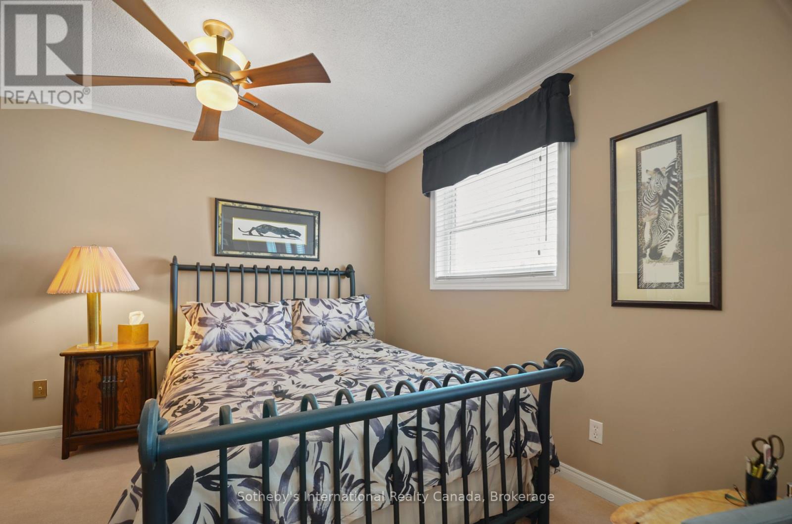 Photo 9 of 5 1 Olive Crescent, Orillia ON