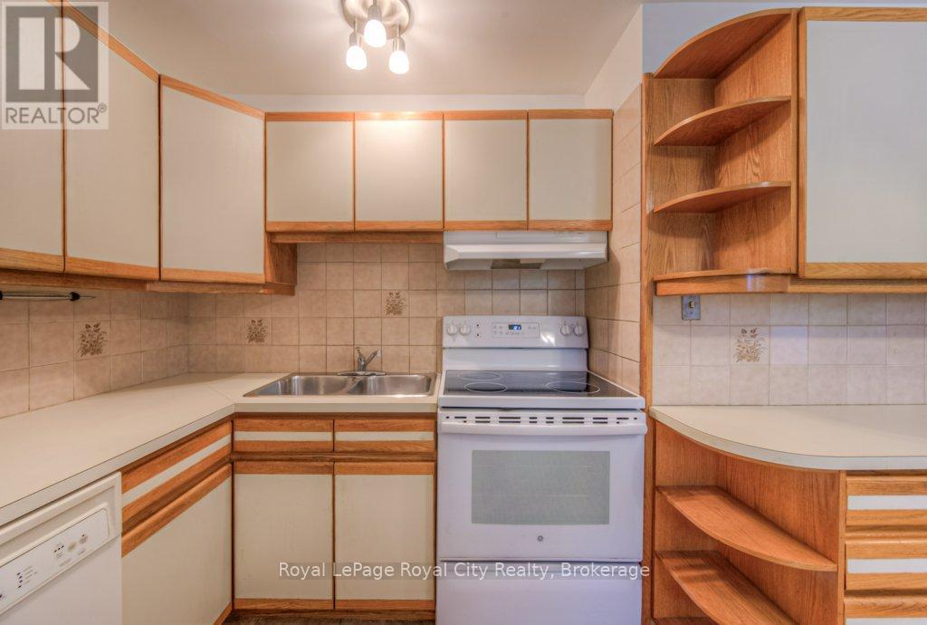 Photo 14 of 36 Argyle Drive, Guelph ON