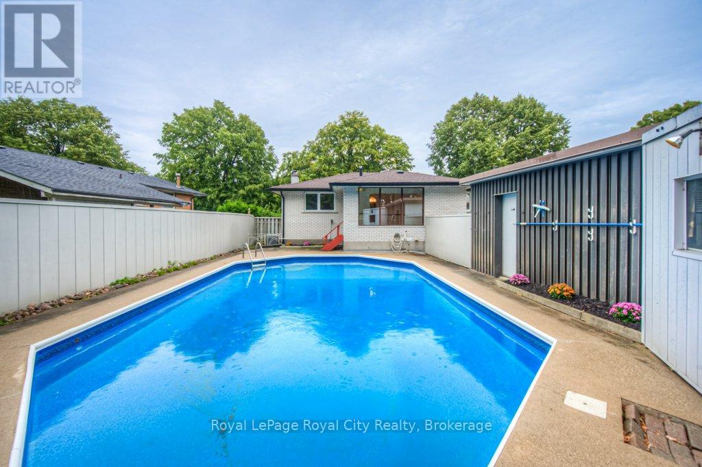 Photo 36 of 36 Argyle Drive, Guelph ON