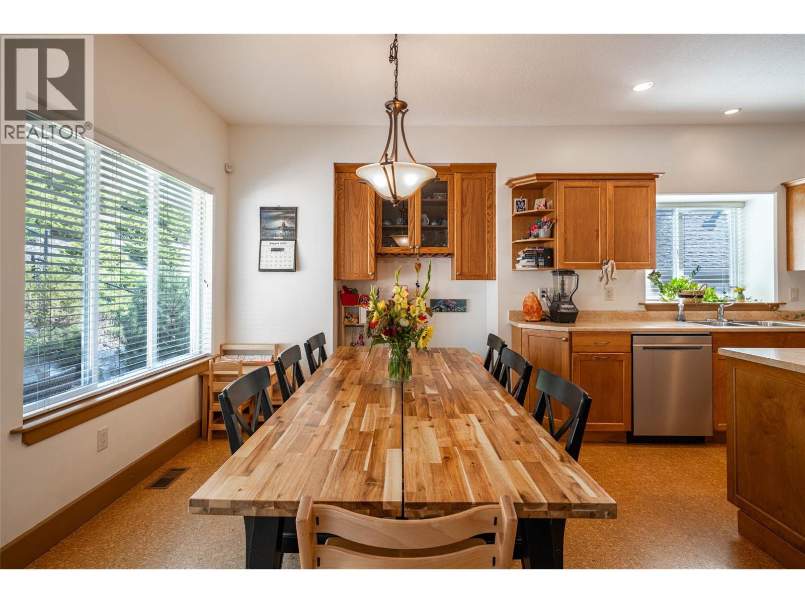 3774 Glover Avenue, Armstrong