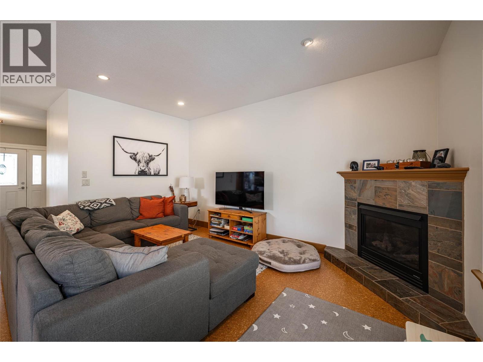 3774 Glover Avenue, Armstrong