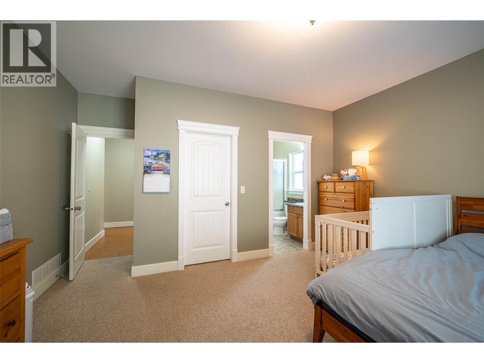 3774 Glover Avenue, Armstrong