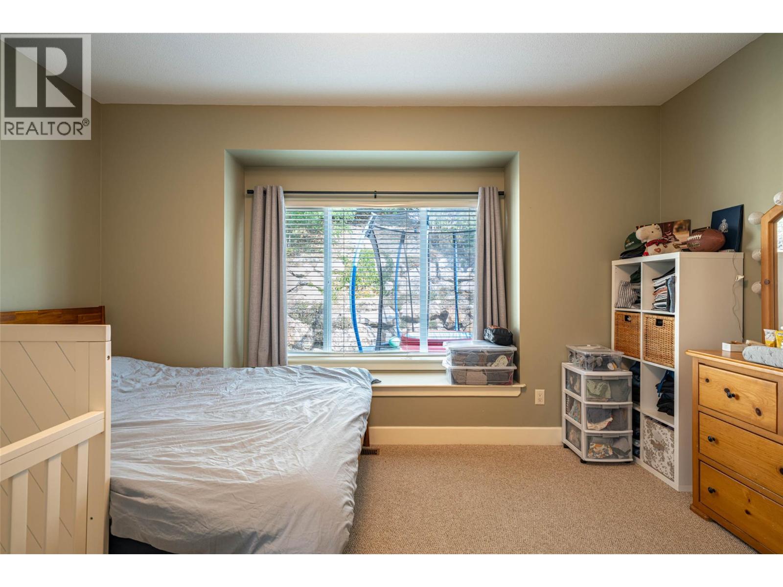 3774 Glover Avenue, Armstrong