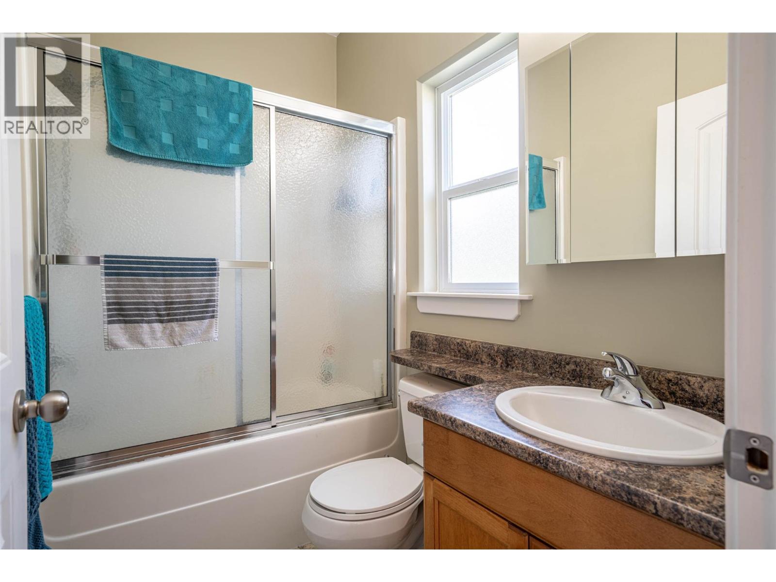 3774 Glover Avenue, Armstrong