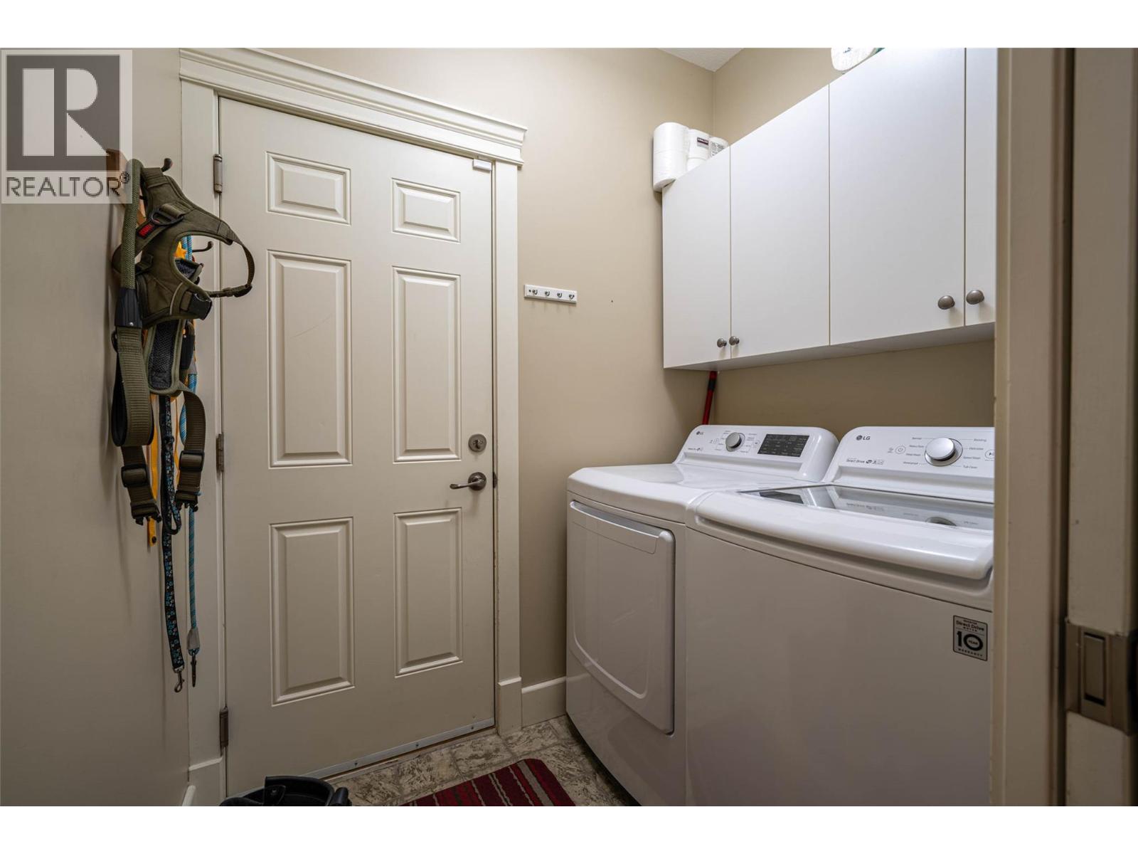 3774 Glover Avenue, Armstrong