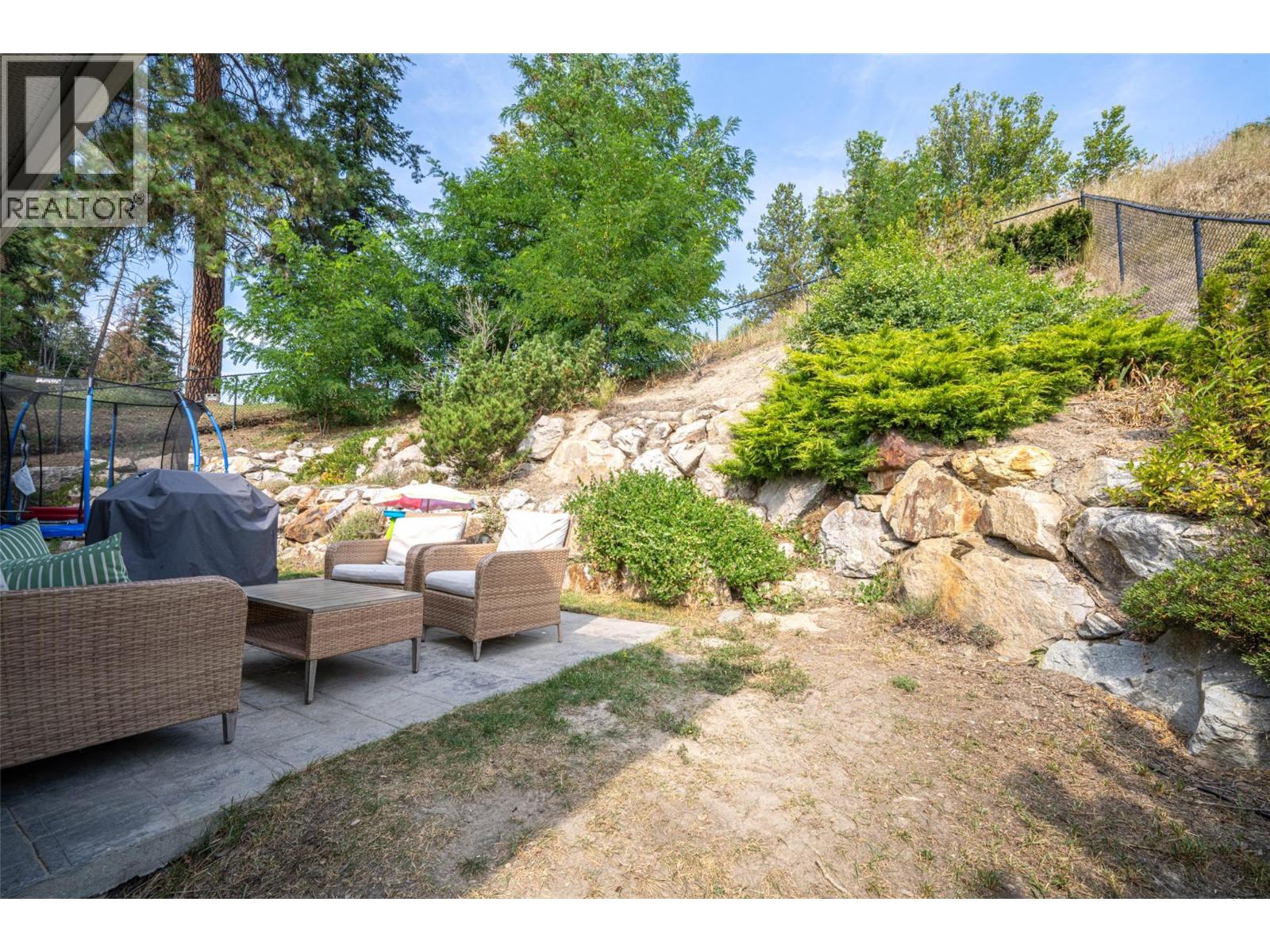 3774 Glover Avenue, Armstrong