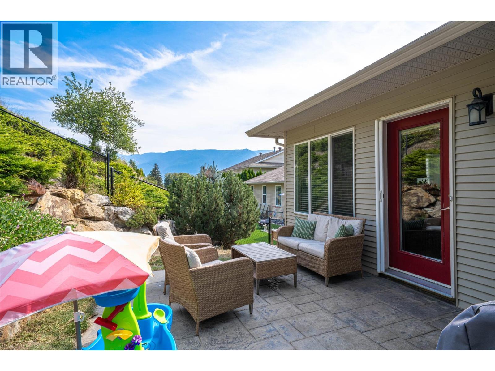 3774 Glover Avenue, Armstrong