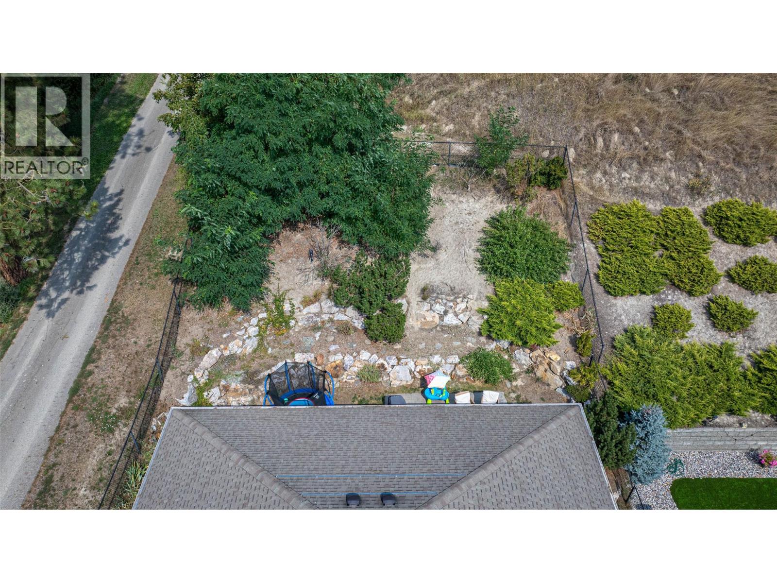 3774 Glover Avenue, Armstrong