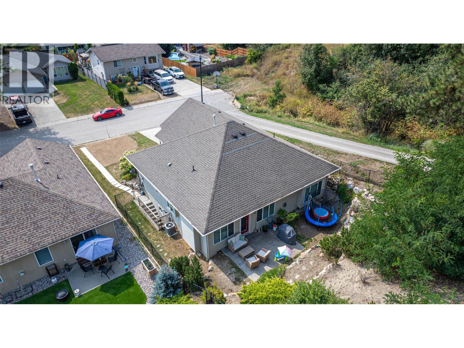 3774 Glover Avenue, Armstrong