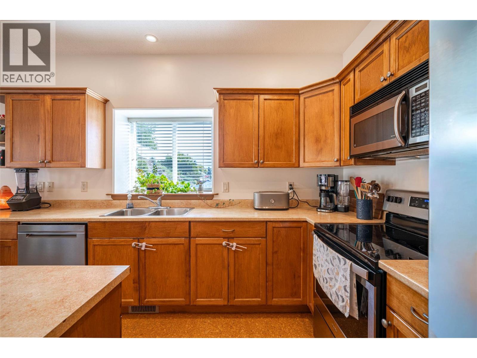 3774 Glover Avenue, Armstrong