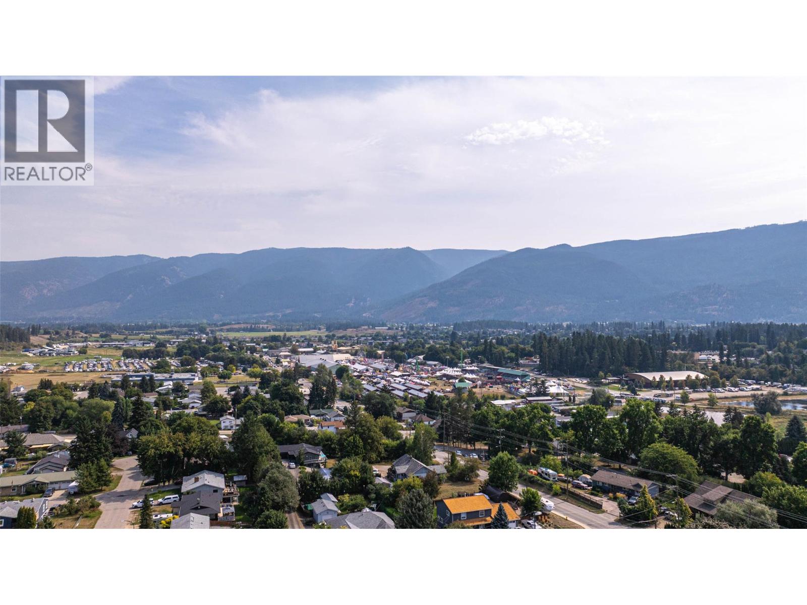 3774 Glover Avenue, Armstrong