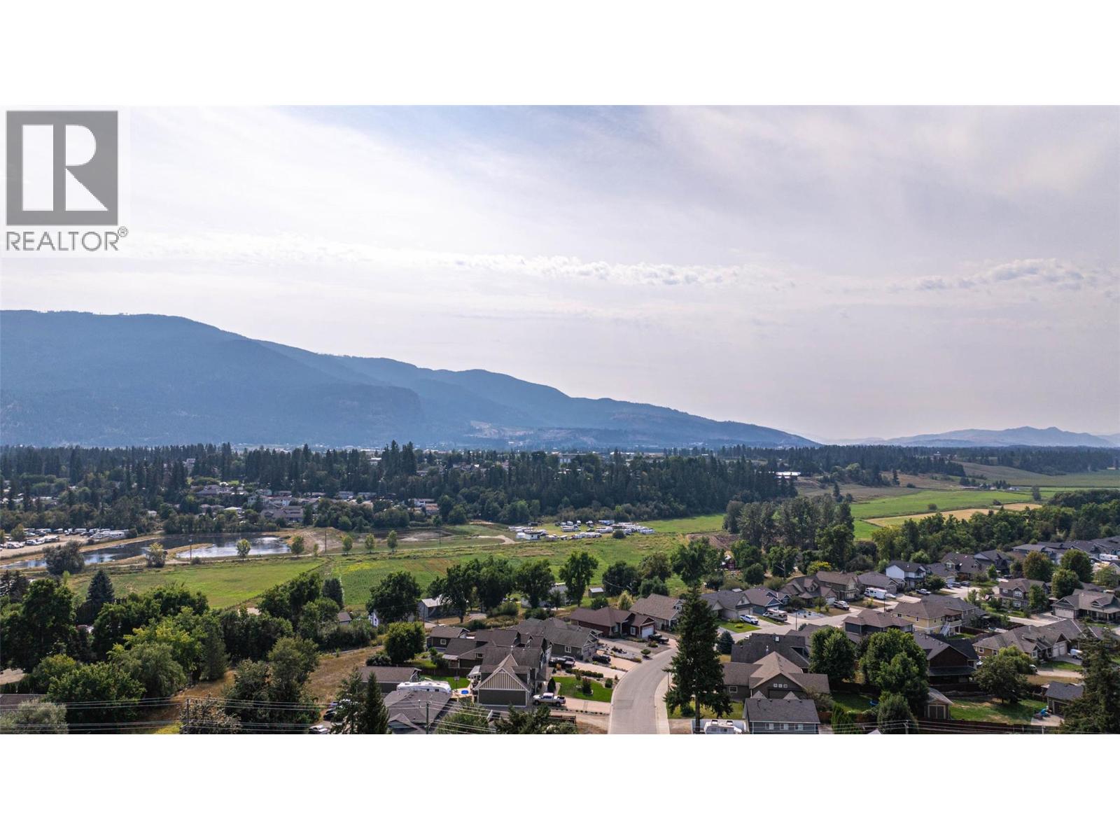 3774 Glover Avenue, Armstrong