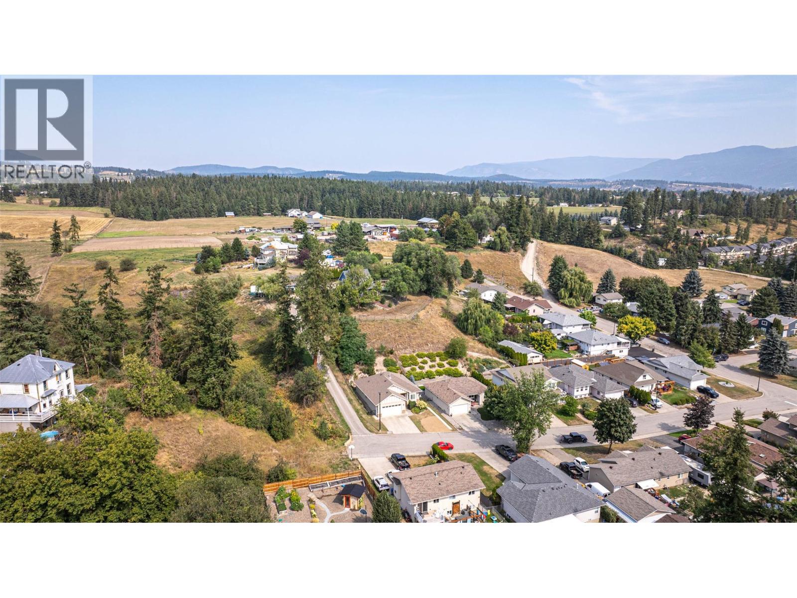 3774 Glover Avenue, Armstrong