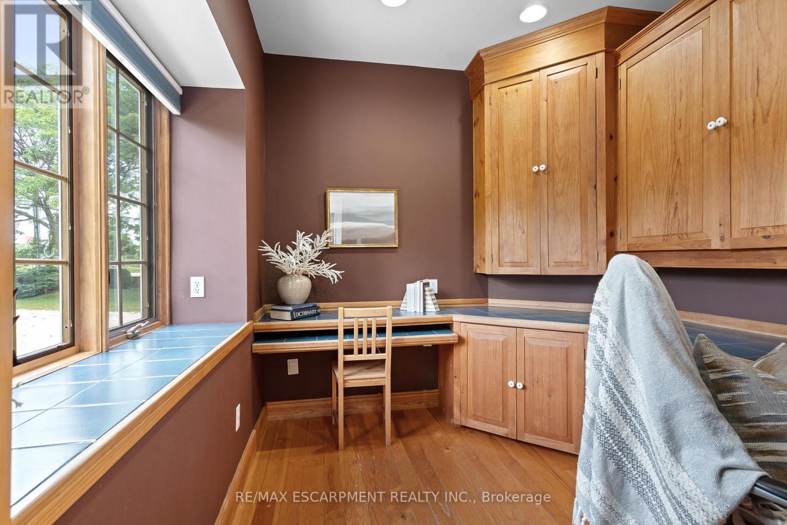 50 EVERETT ROAD - 20