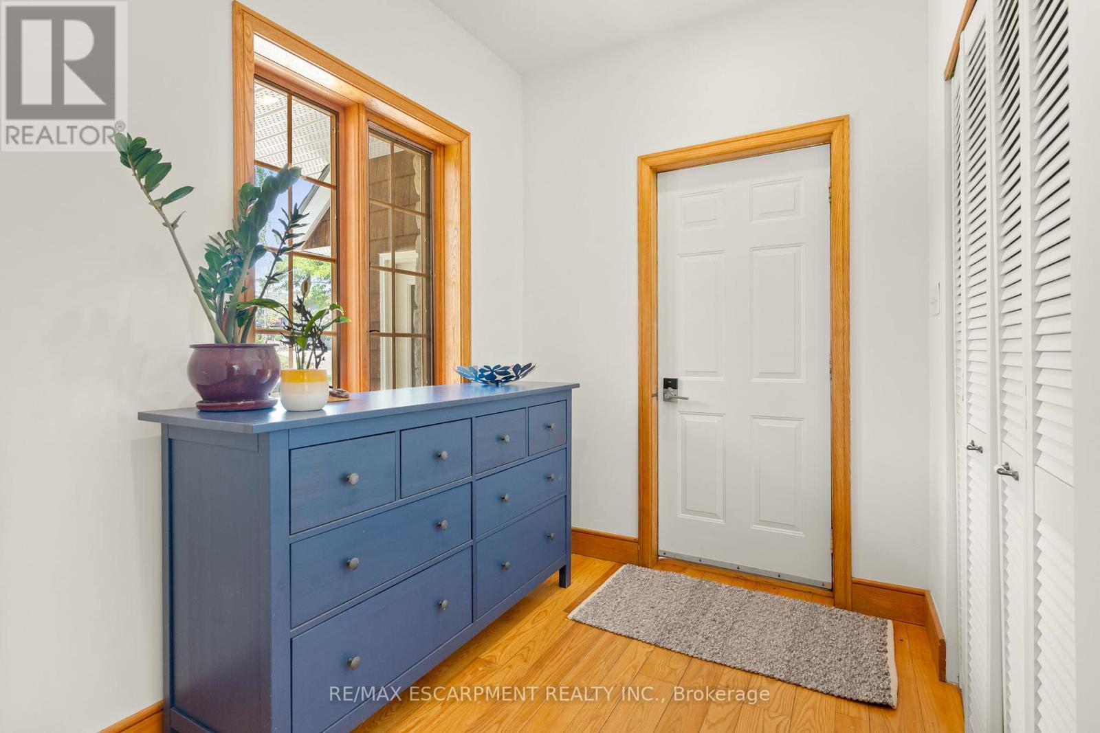 50 EVERETT ROAD - 22