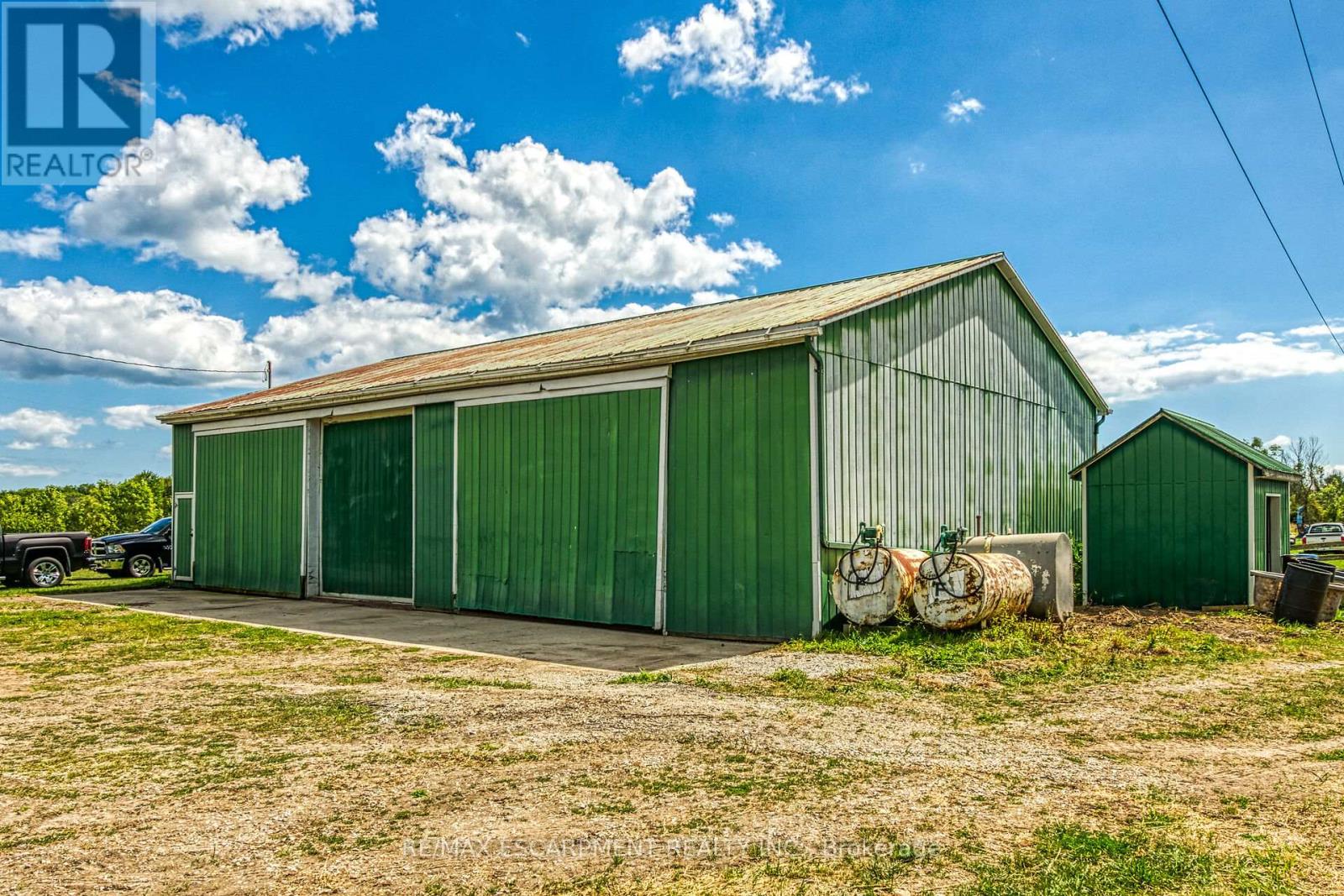 177 BROOKLIN ROAD - 32