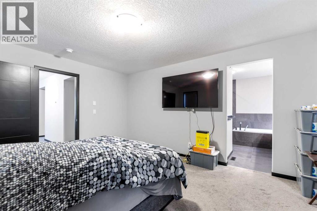 Photo 20 of 54 Sage Bluff Rise Nw, Calgary AB