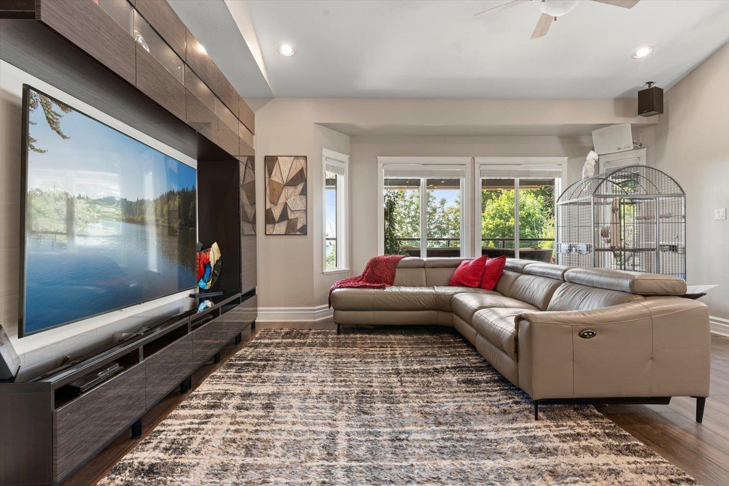 Photo 12 of 3552 Bassano Terrace, Abbotsford BC