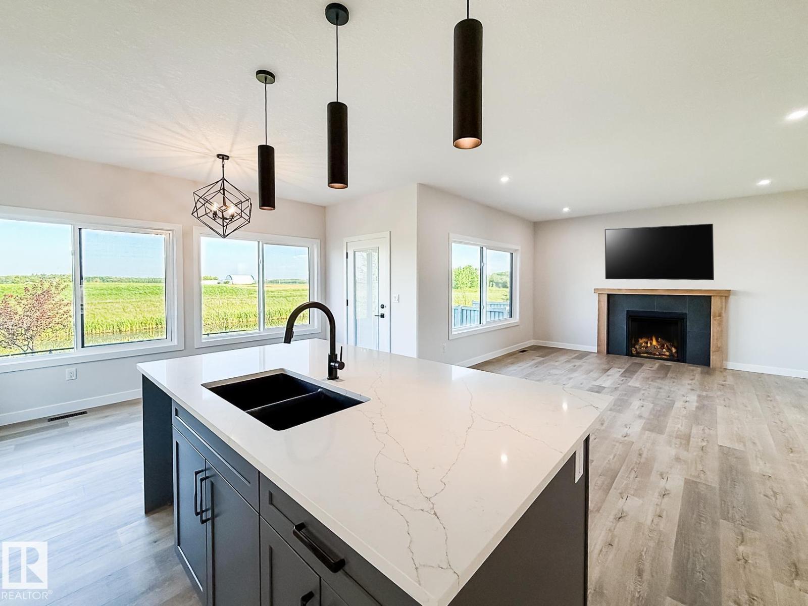 Photo 13 of 8501 87 St, Grande Prairie AB