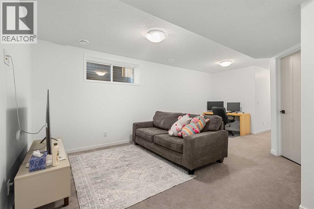 Photo 29 of 520 Belmont Heath Sw, Calgary AB
