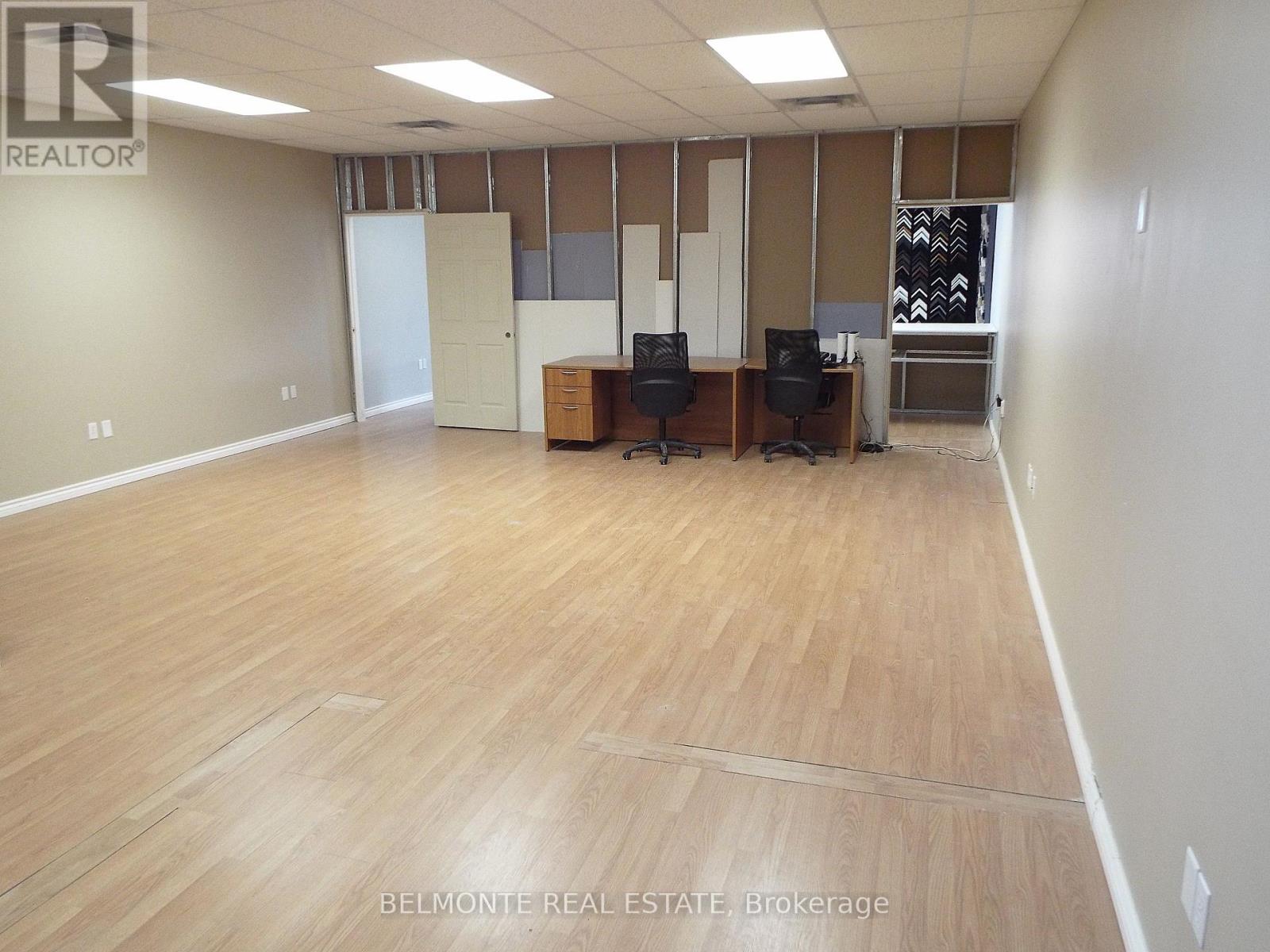 Photo 11 of 202 378 King Street W, Oshawa ON
