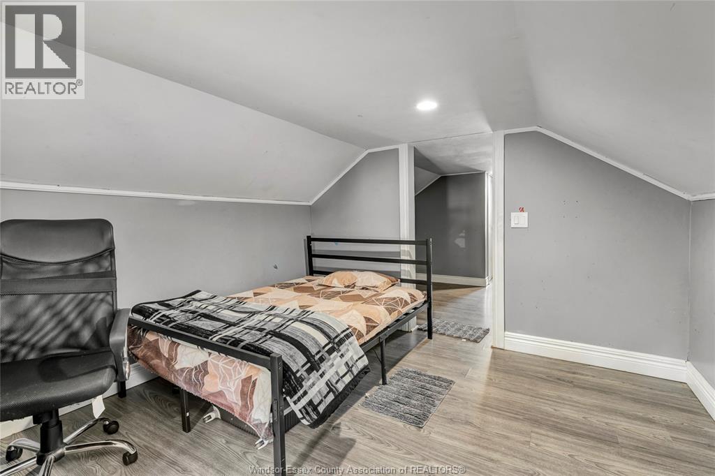 Photo 22 of 2362 Cadillac, Windsor ON