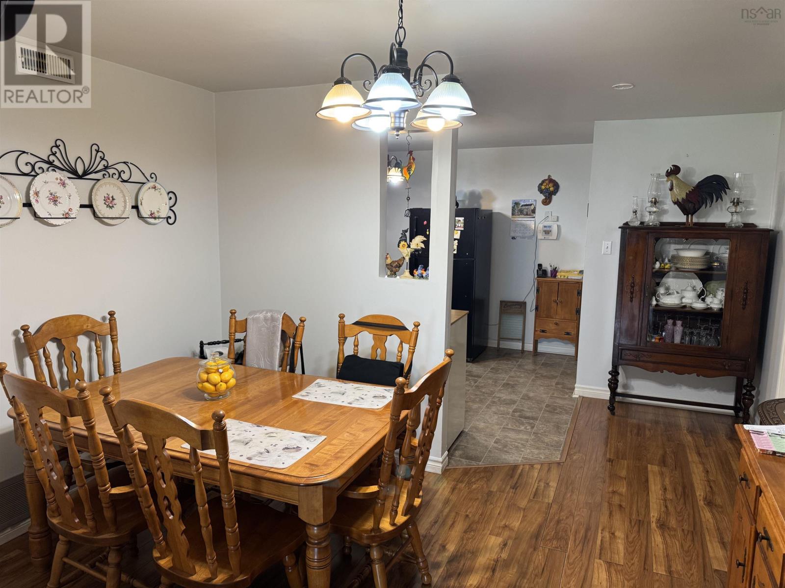 Property 6 of 32 of 5982 Stellarton Trafalgar Road