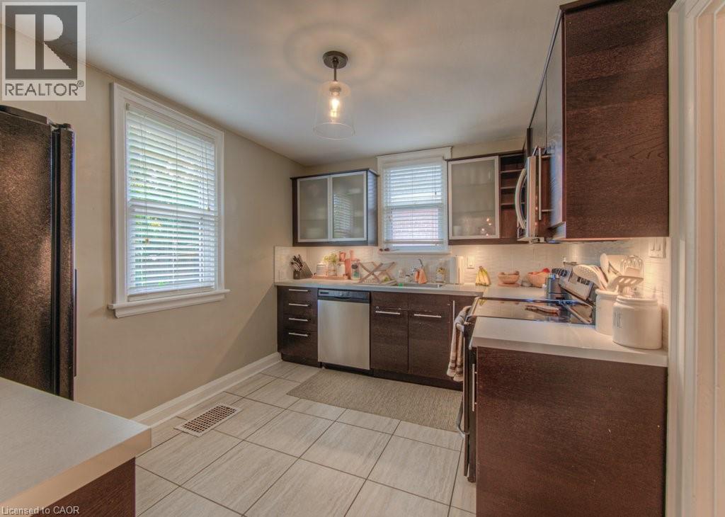 Photo 19 of 239 Rosewood Road, Hamilton ON
