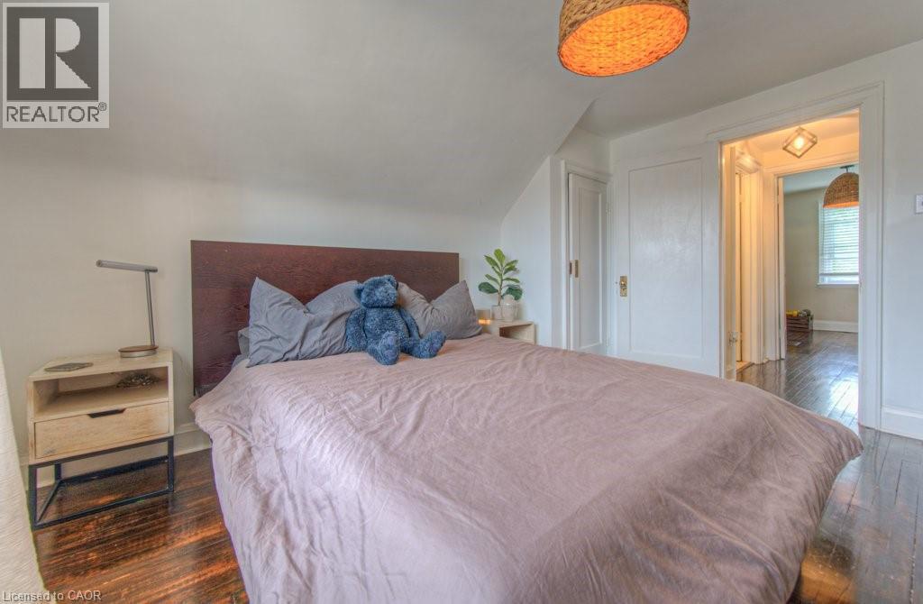 Photo 31 of 239 Rosewood Road, Hamilton ON
