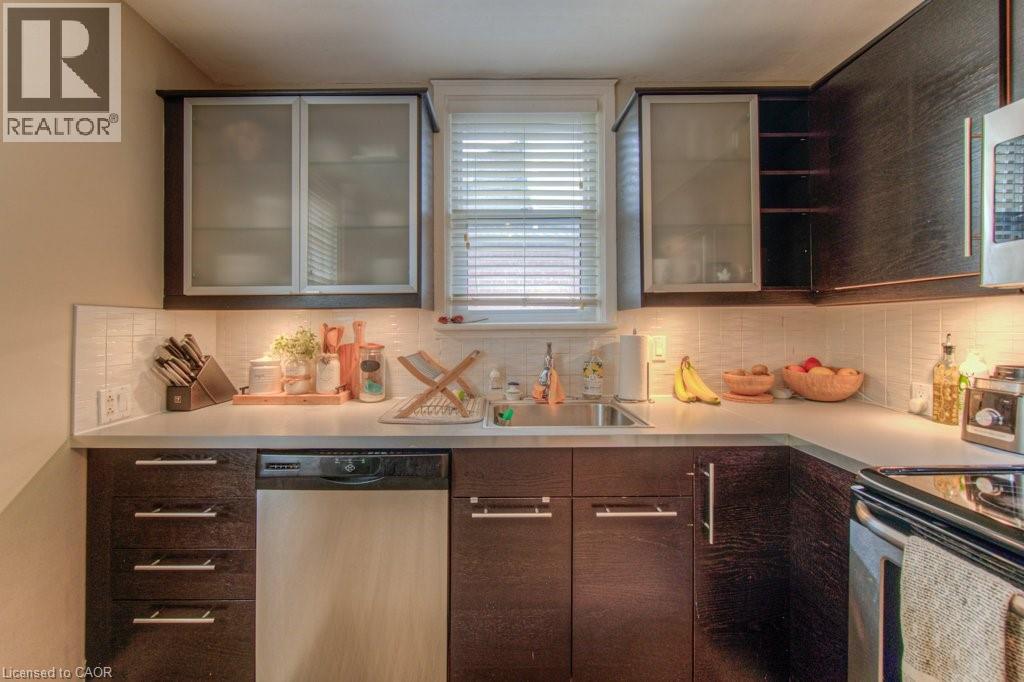 Photo 17 of 239 Rosewood Road, Hamilton ON