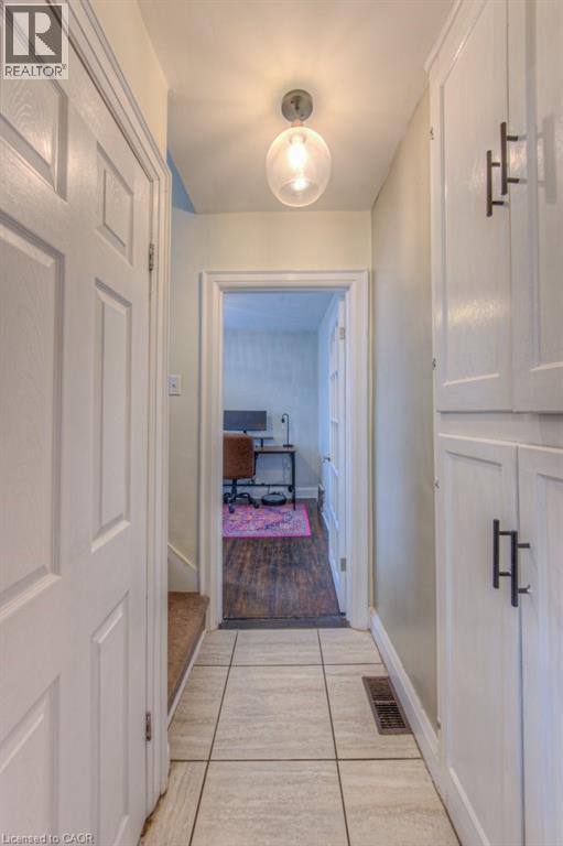 Photo 20 of 239 Rosewood Road, Hamilton ON